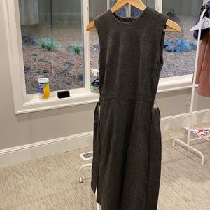 Elegant dress from Babaton(grey)